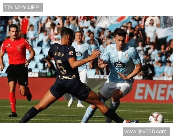 巴塞罗那与瓦伦西亚激战正酣谁能在西甲赛场笑到最后